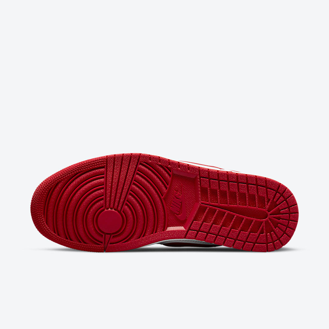 Jordan 1 Low FlyEasy Gym red
