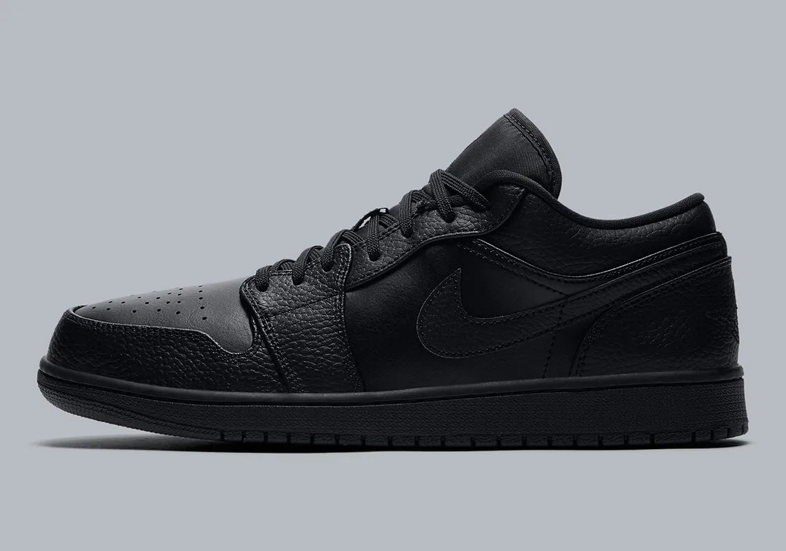 Air Jordan 1 Low Triple Black