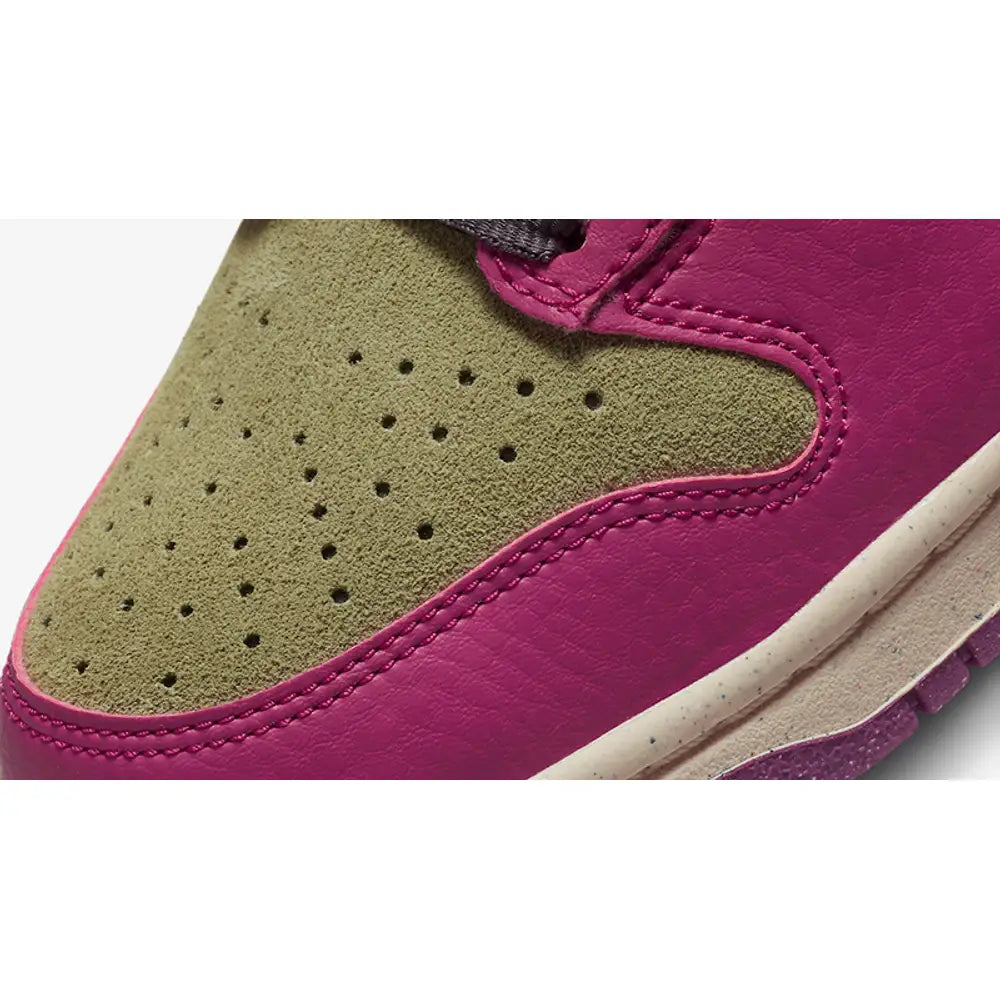 nike dunk high WMNS dynamic berry