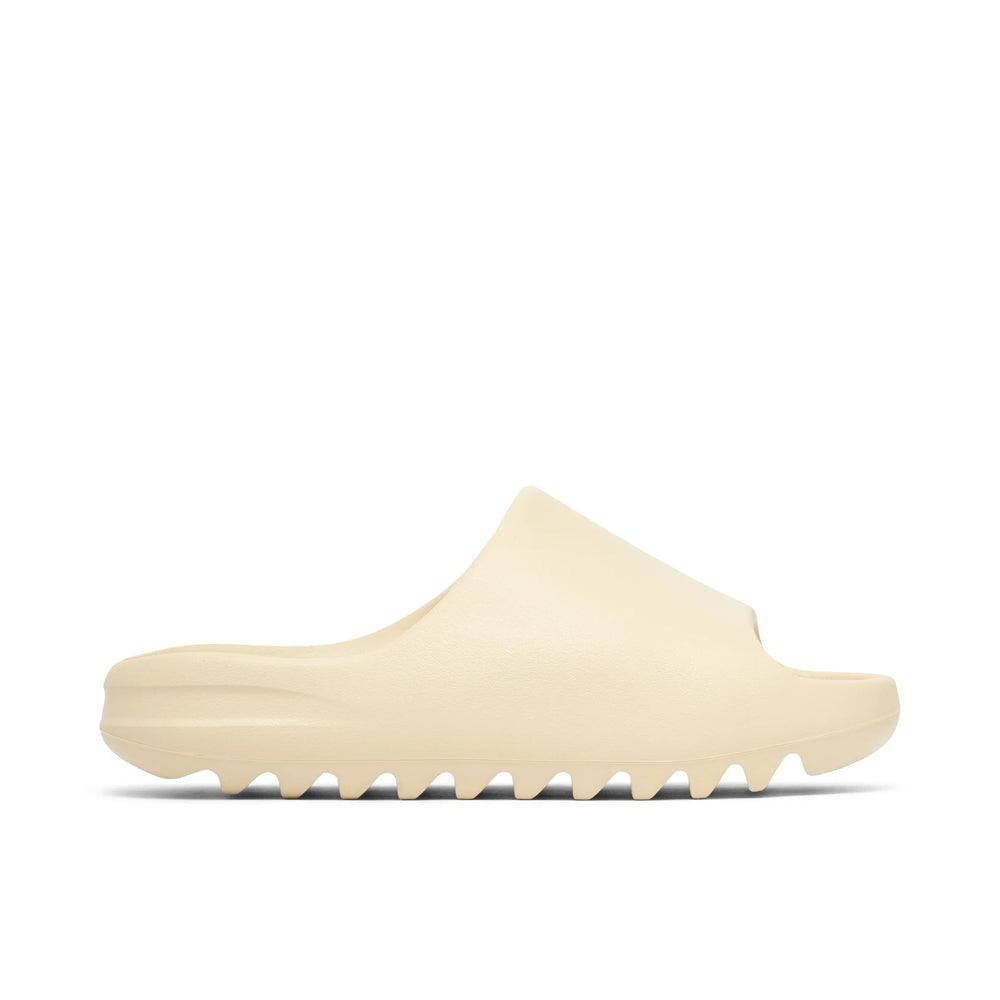 Yeezy Slide ‘Bone’