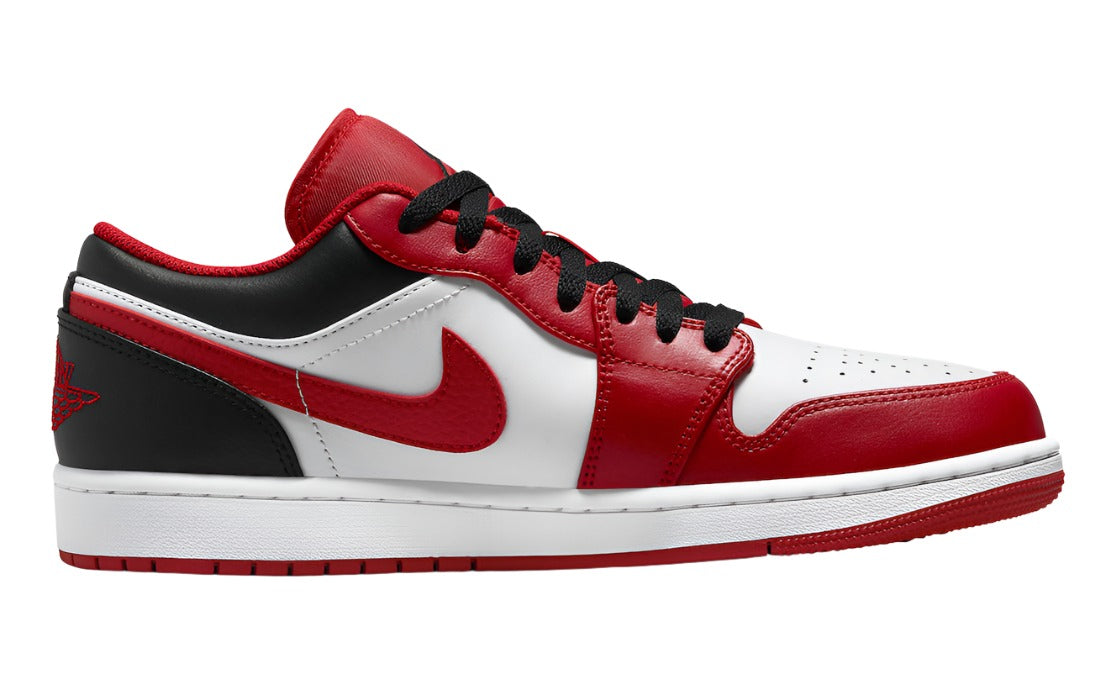 Jordan 1 Low Bulls