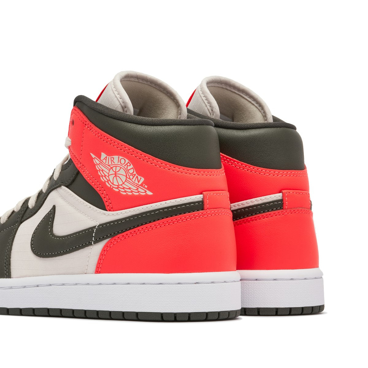 Air Jordan 1 Mid Newsprint Light Orewood Brown