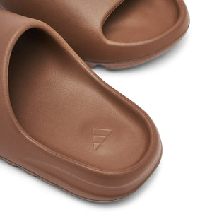 Yeezy Slides 'Flax'