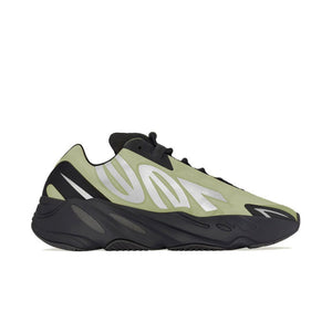 Yeezy Boost 700 MNVN 'Resin'