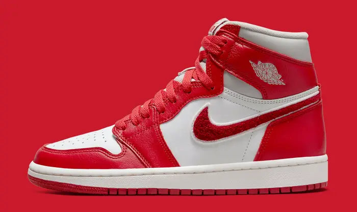 Jordan 1 Retro High OG Varsity Red