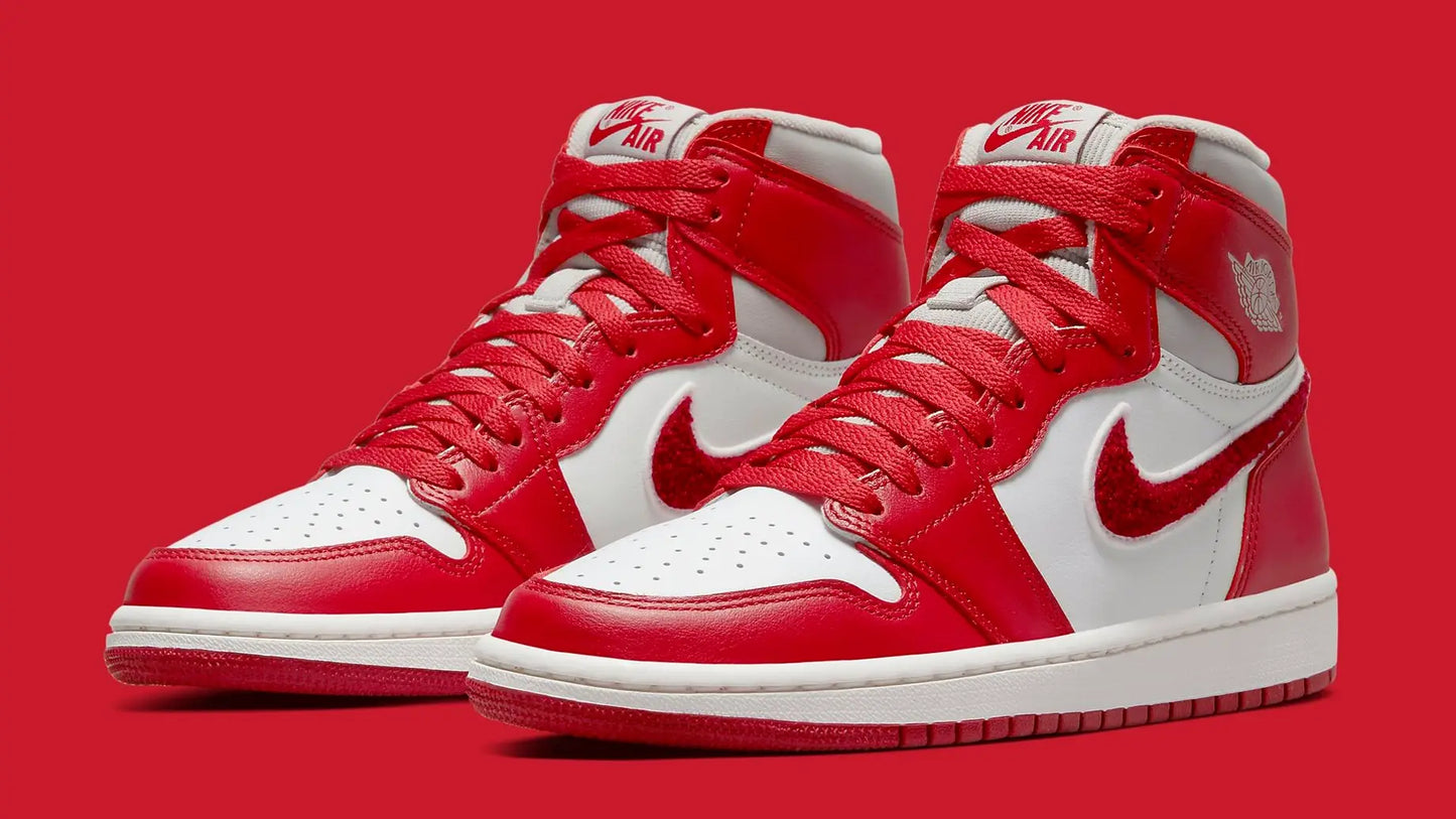 Jordan 1 Retro High OG Varsity Red