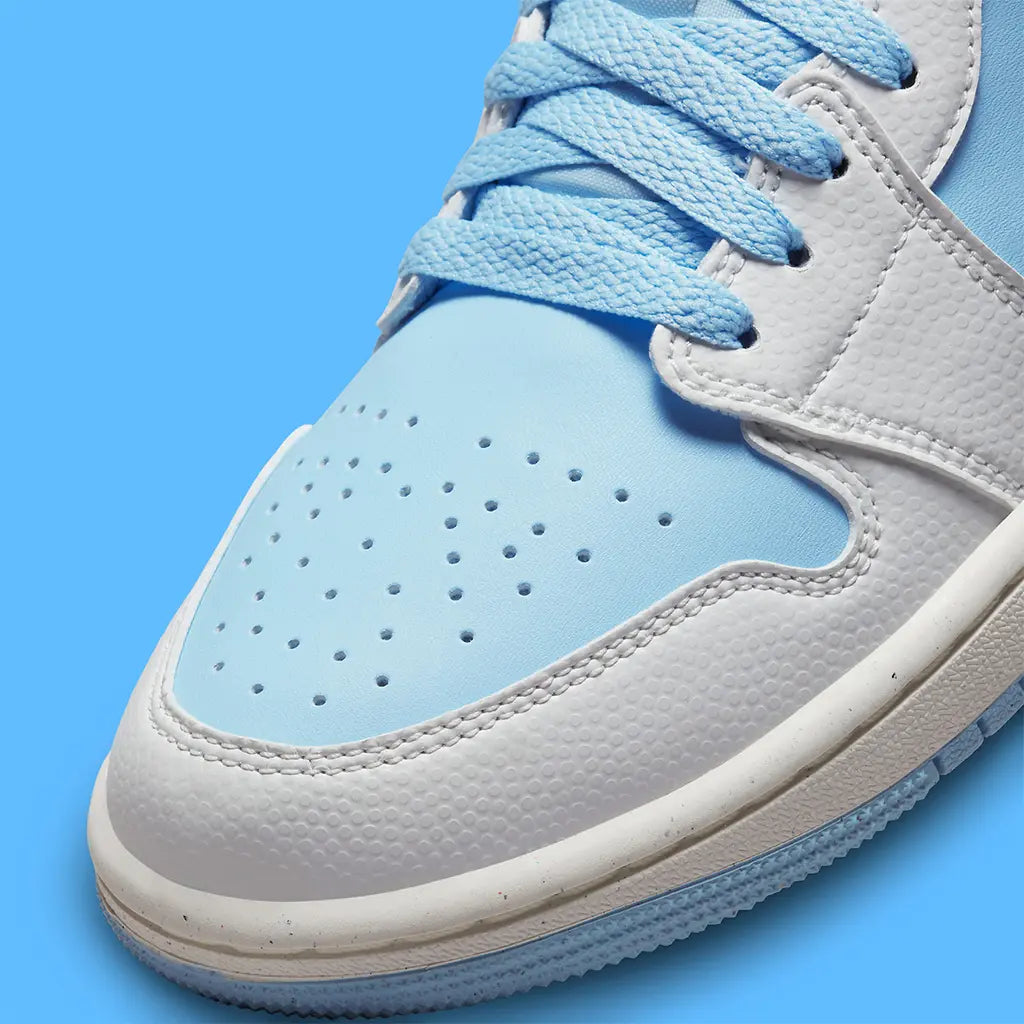 Jordan 1 Low Reverse Ice Blue