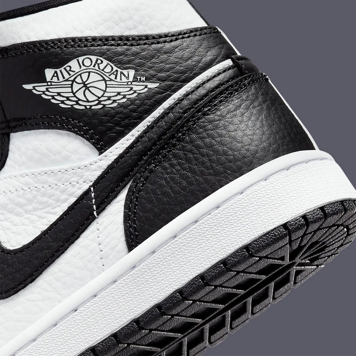 Jordan 1 Mid Split Black White