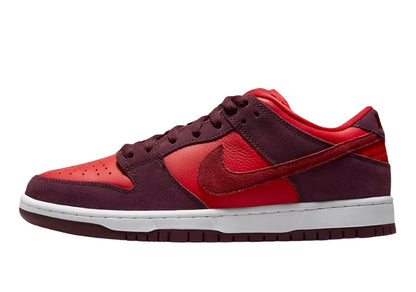 Nike Dunk SB Cherry