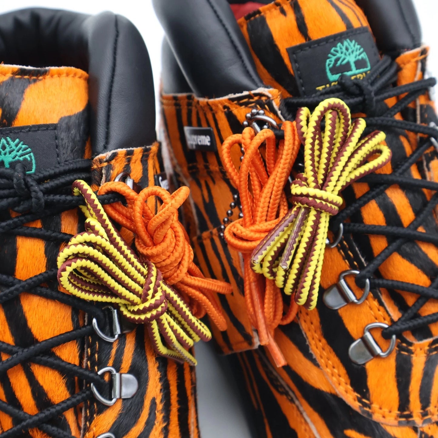 Supreme x Timberland Field Boot 'Tiger'